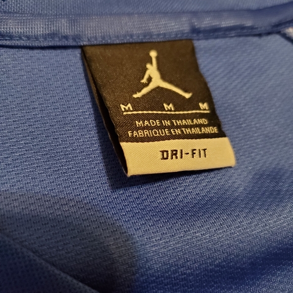 Nike Jordan M Mens Jumpman Basketball Shirt - Picture 3 of 3
